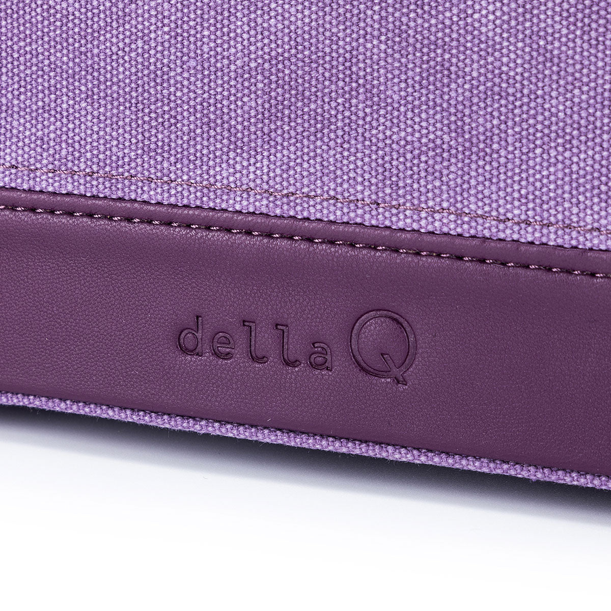 della Q Maker's Train Case - Plum - Extra Image