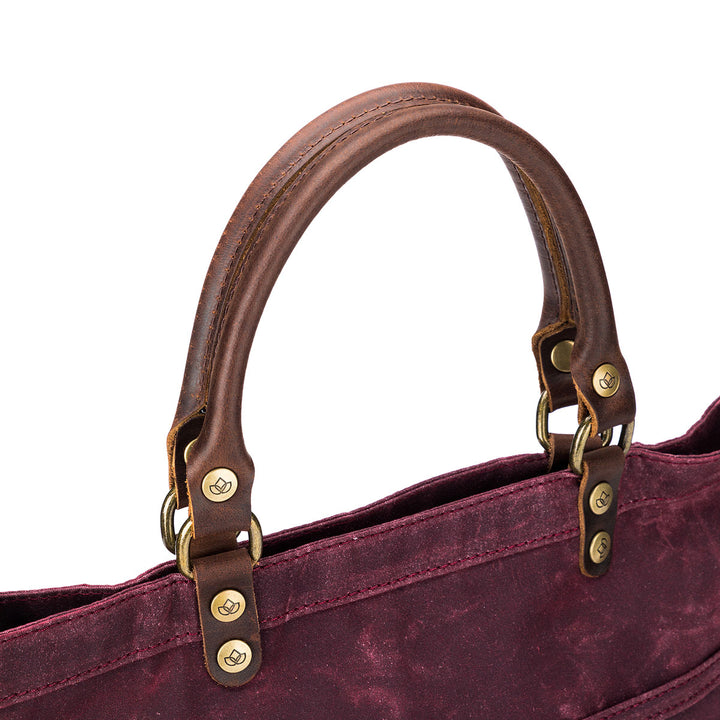 della Q Maker's Canvas Tote - Red - Extra Image