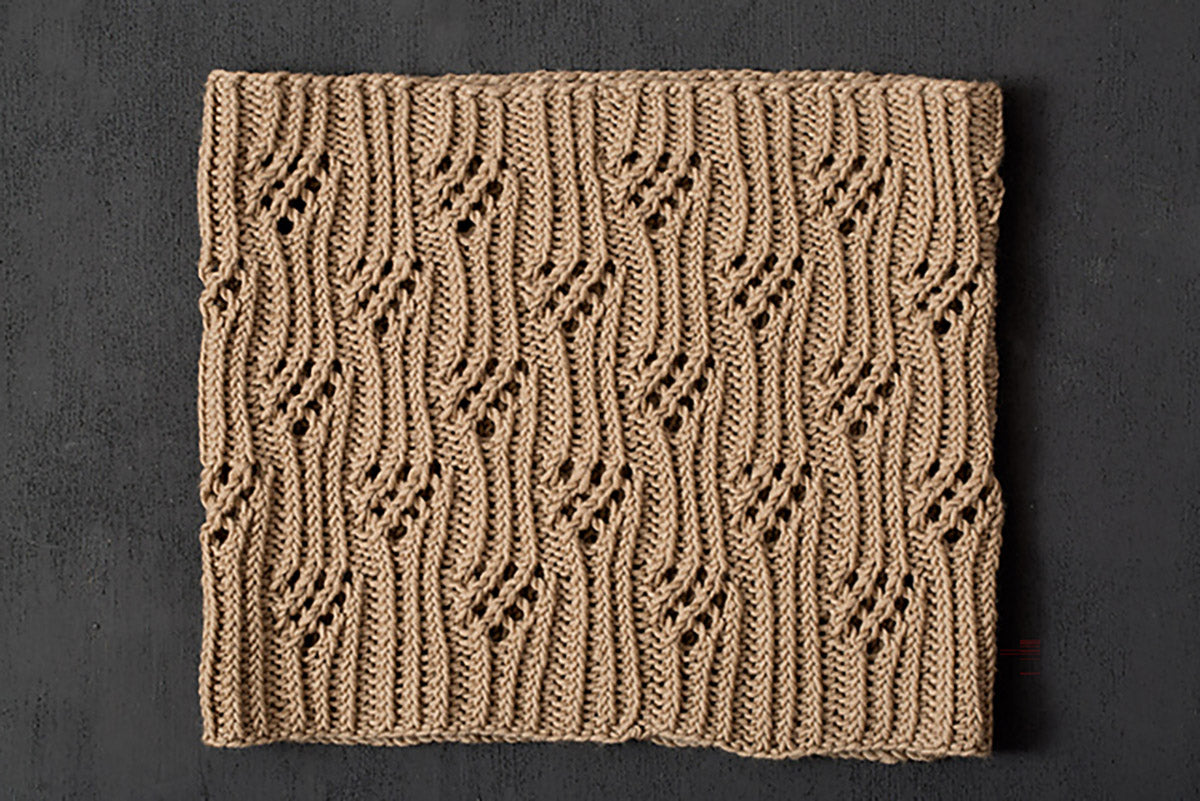 Urth Yarns Urth PDF Patterns - Blossom Cowl - PDF Download - Extra Image