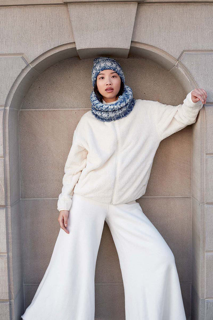 Lang Yarns Snowflake Patterns - Cowl PDF Download - Extra Image