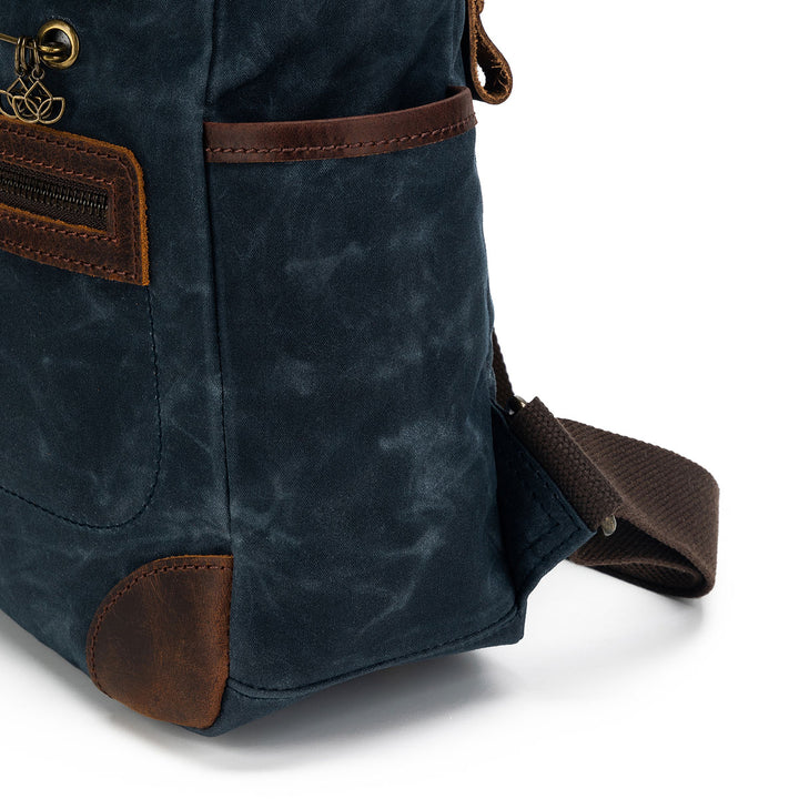 della Q Maker's Midi Backpack - Olive - Extra Image