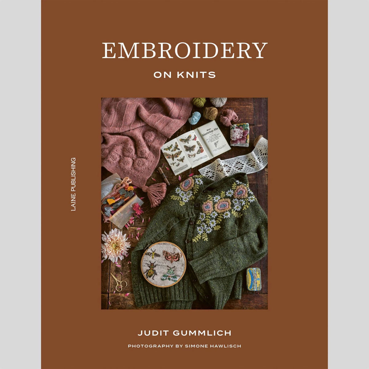 Laine Magazine Judit Gummlich Books - Embroidery on Knits - Zoom Image
