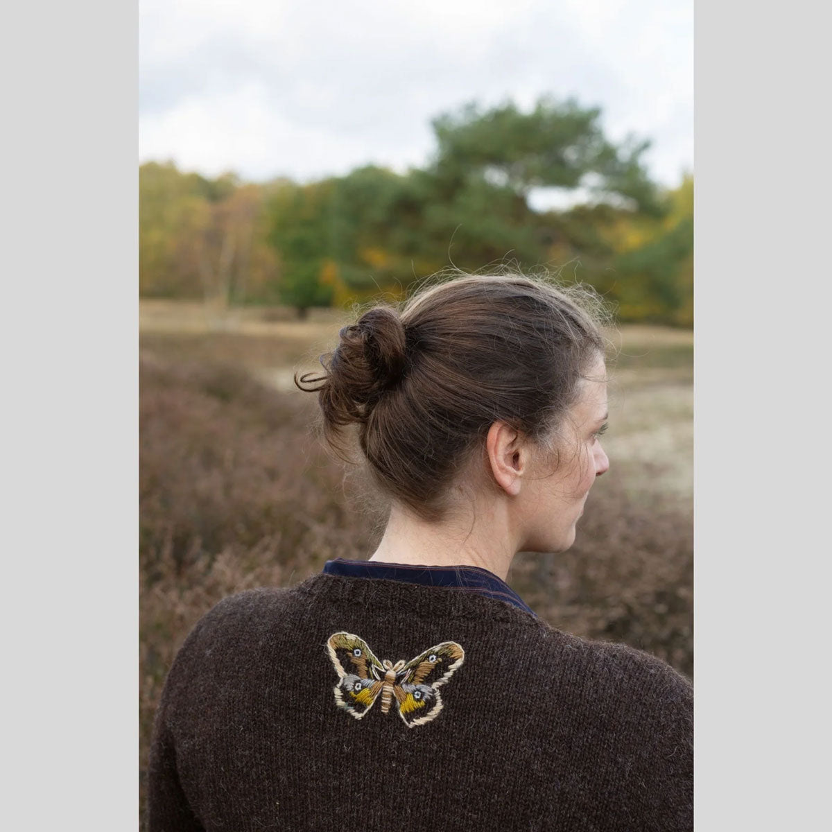 Laine Magazine Judit Gummlich Books - Embroidery on Knits - Extra Image