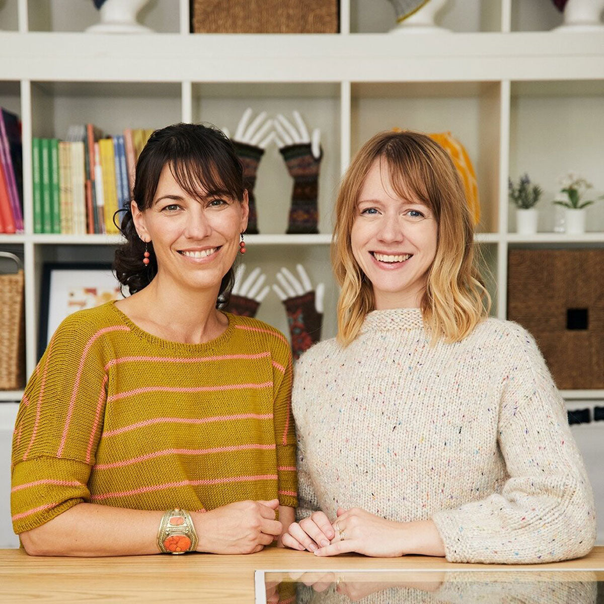 Laine Magazine Espace Tricot Books - Knits from the LYS - Extra Image