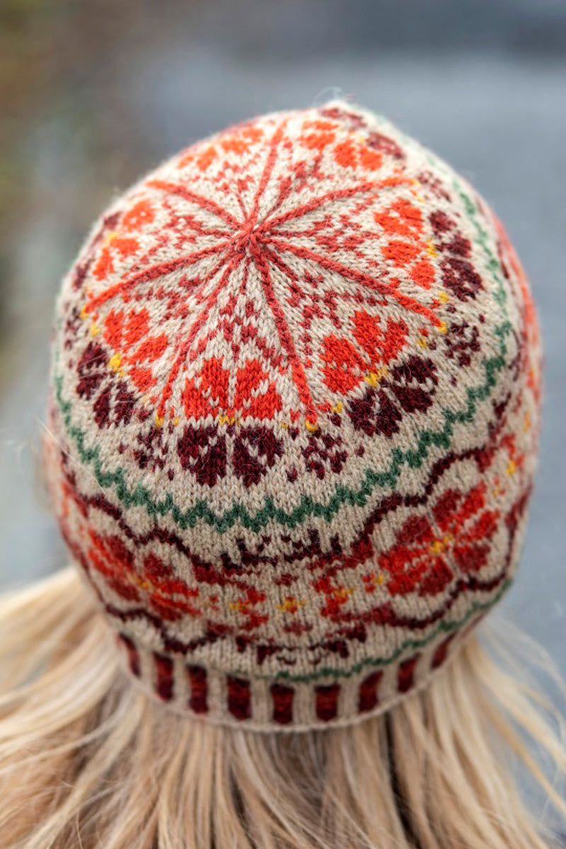 Jamieson's of Shetland Buggiflooer Beanie Kit - Extra Image