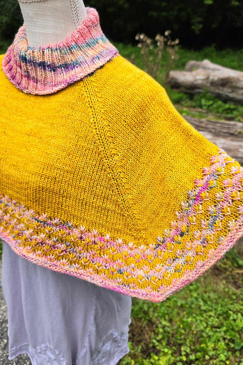 Dream In Color Pomona Knit Capelet Kit - Extra Image
