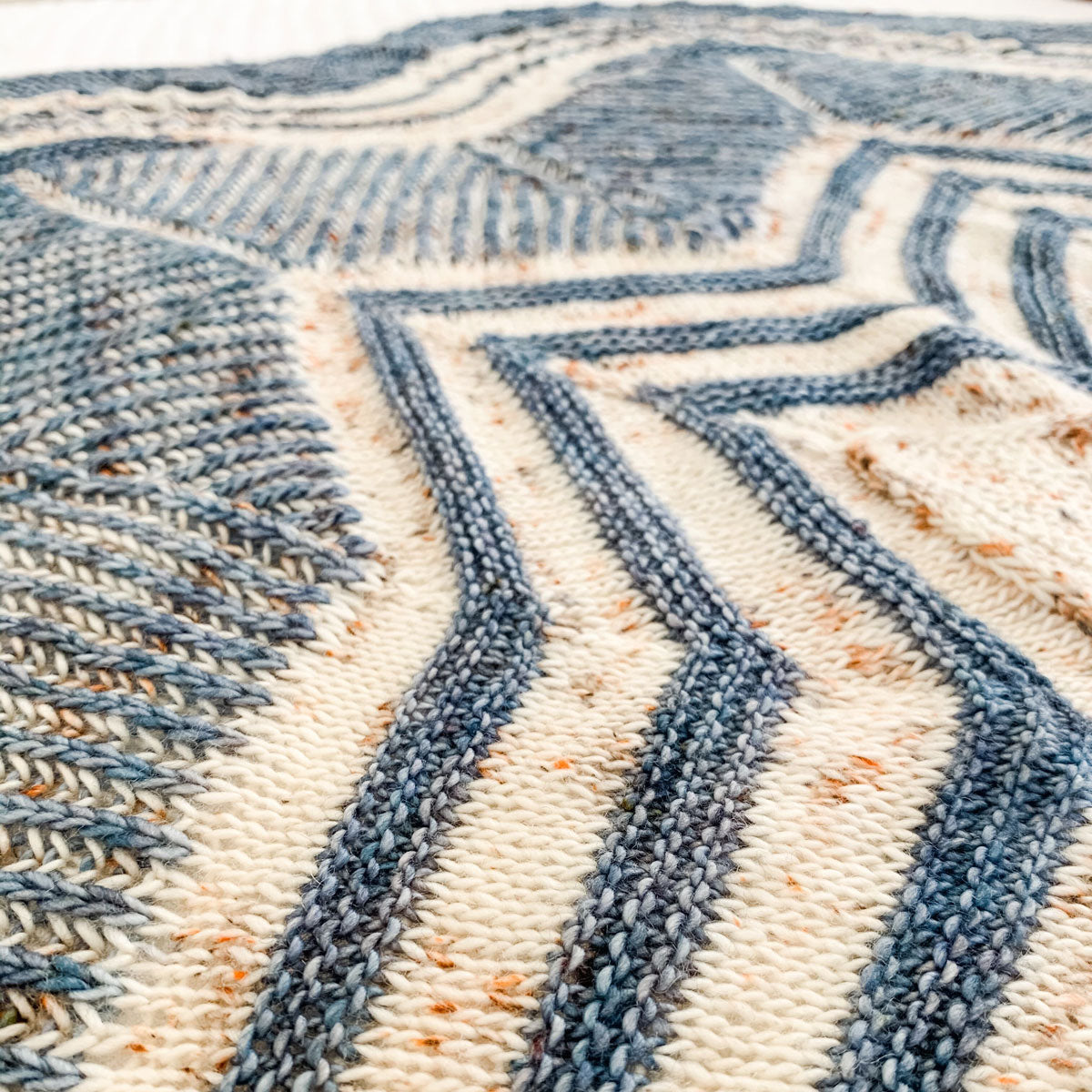 Winnie's Starflake Shawl - Main Image 5