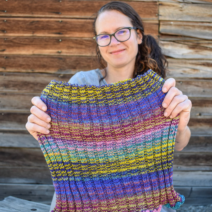 Urth Yarns Emirgan Park Cowl - Main Image 3