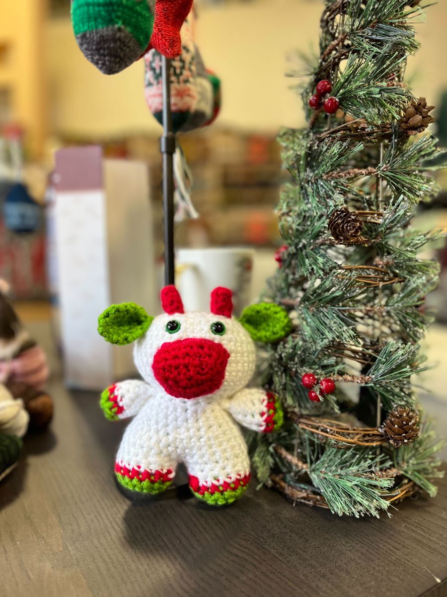 Aiyana's Chunky Monkey Festive Cow - Main Image 4