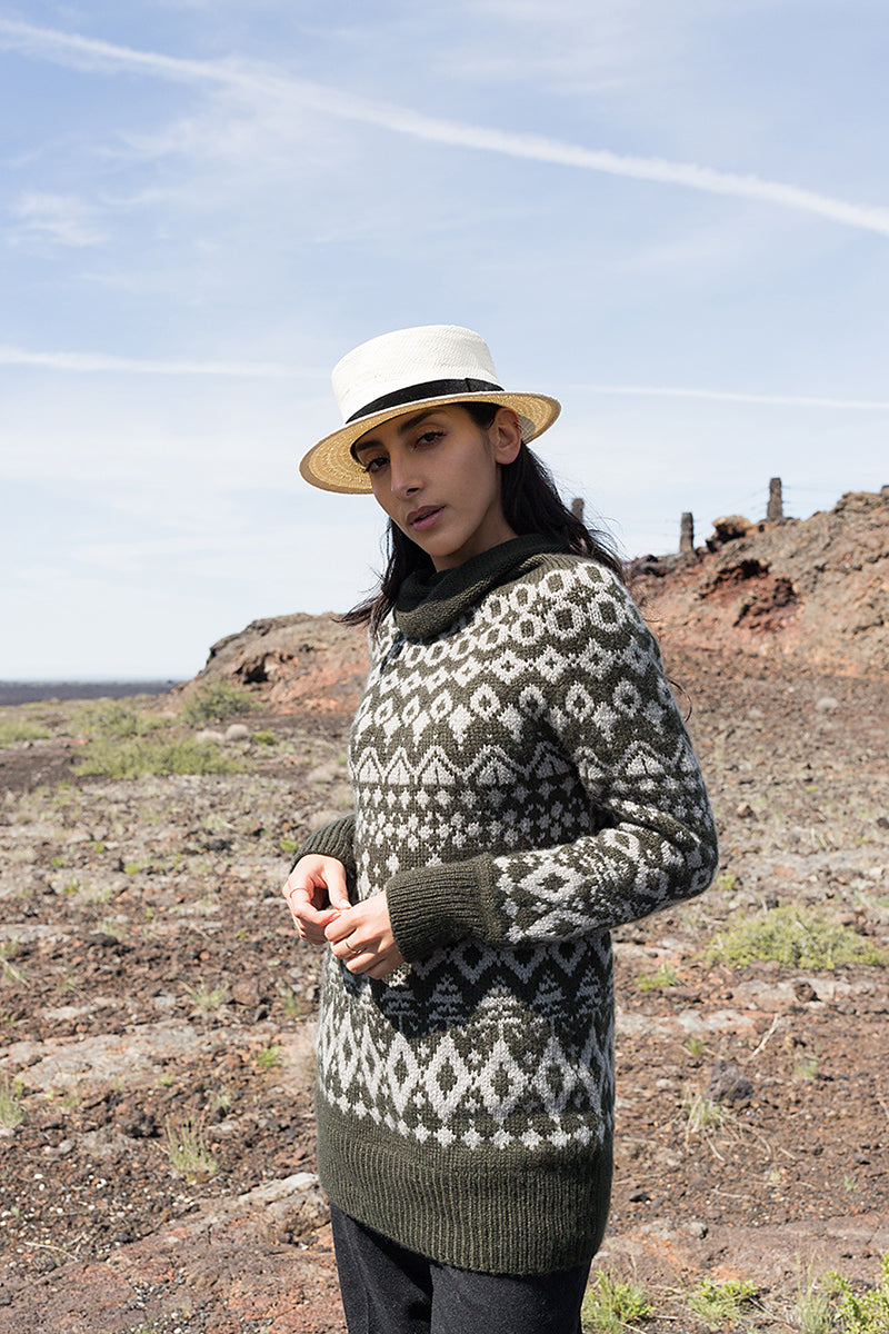 Woolfolk Far Patterns - Krater - PDF Download - Extra Image