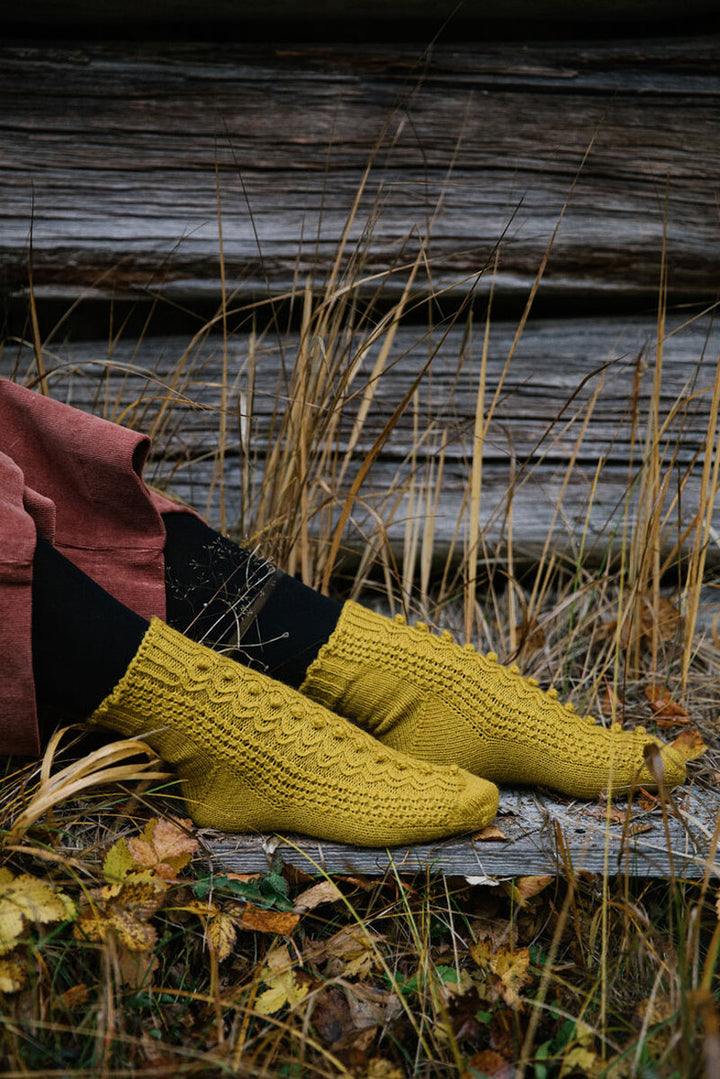 Laine Magazine - 52 Weeks of Socks - Extra Image