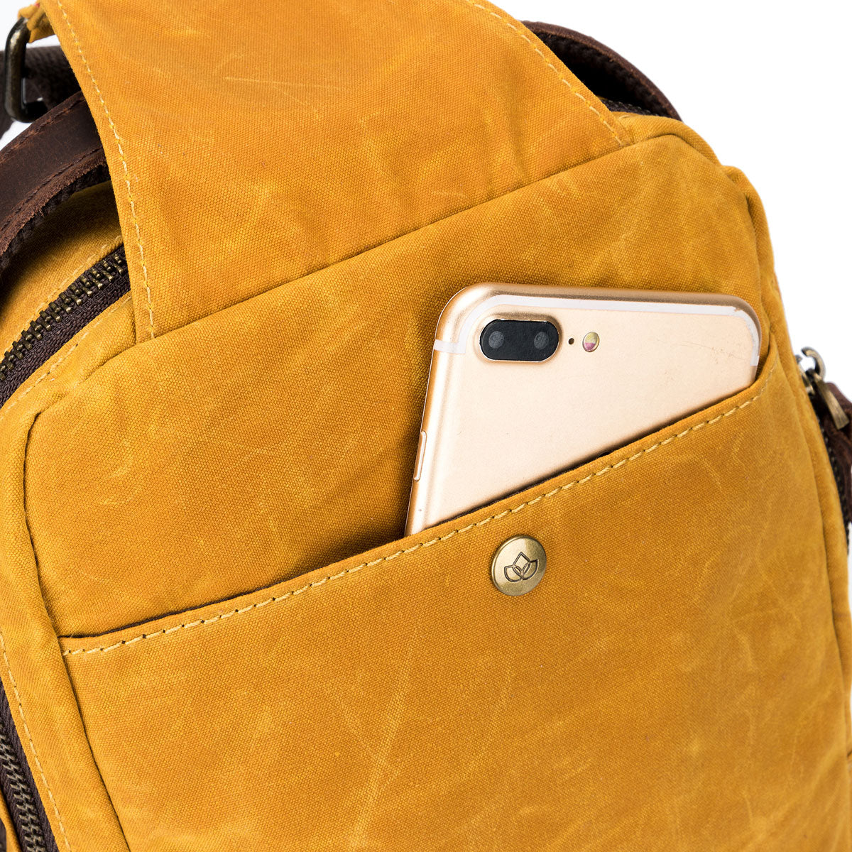 della Q Maker's Mini Messenger - Olive - Extra Image