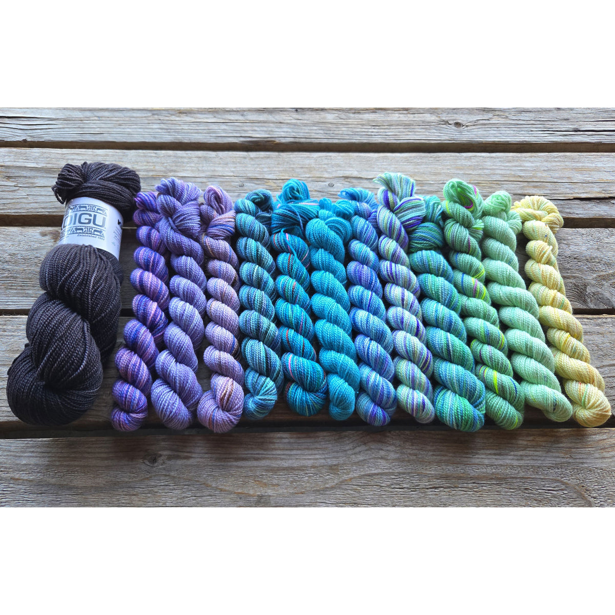 Koigu Aurora Hunter Shawl Yarn Pack - Large - North Star
