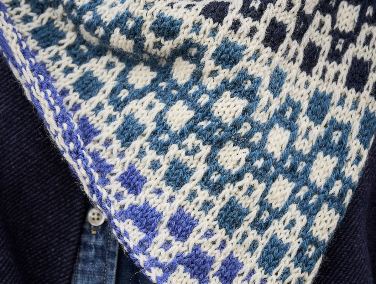 Bramble & Fleece Patterns - Bramble & Fleece Wooltrace DK Tansy Bandana - PDF Download
